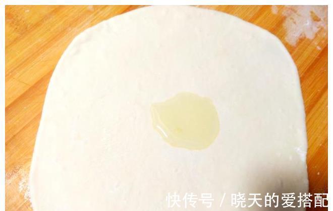 孩子想在学校门口买小吃,妈妈在家就能做,美味可口又干净卫生