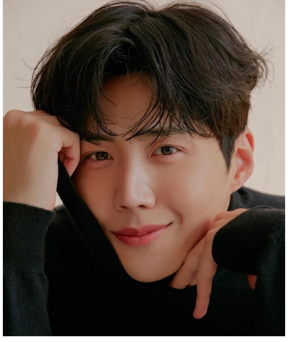 韩综2天1夜剪掉金宣虎镜头，全程无违和感，该节目因此获收视冠军