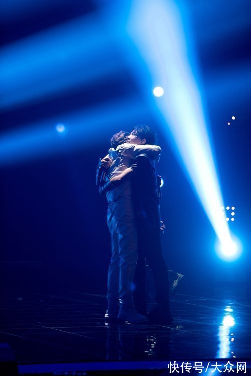 启程|《说唱听我的2》胡彦斌赖煜哲启程舞台好有气势