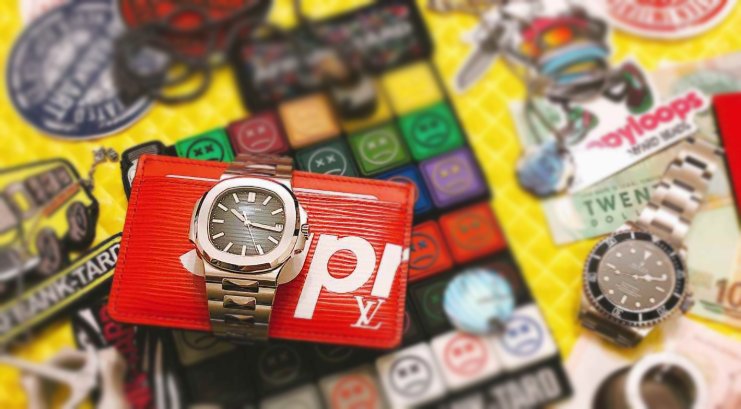 选手表专挑经典款，一块劳力士黑水鬼，一块百达翡丽鹦鹉螺