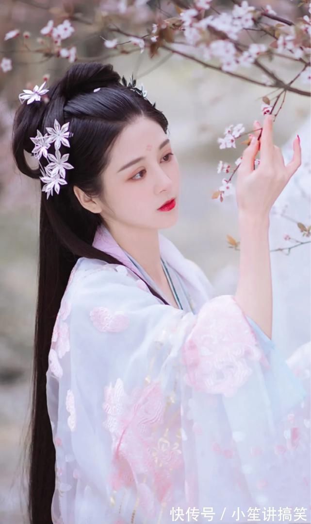 浮生半日闲@那些无关风月却仙气爆棚的短句,你最爱哪句?