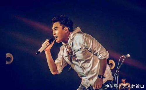 当年汪峰淘汰了他,如今他满世界开演唱会,对手早已消失在圈中