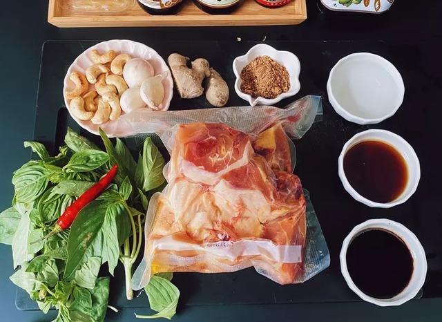 天气热没胃口大叔教你三杯鸡,Q弹鲜嫩,美味下饭,做法超简单