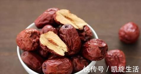 红枣|黄芪和此物是两口子，若一起食用，助你排出湿气，肝脏也会感激你