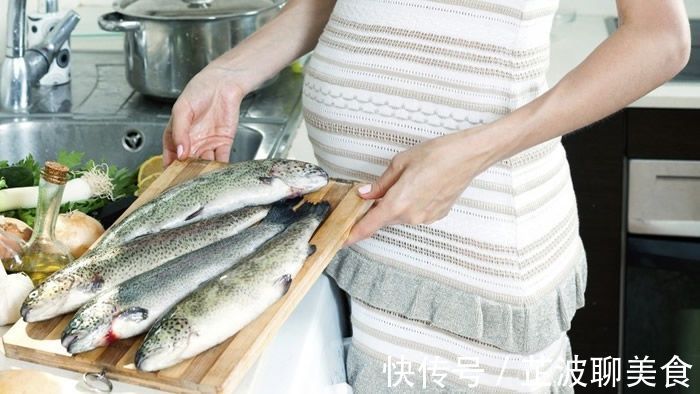 孕妇|孕妇吃鱼胎儿更聪明?三种鱼尽量少碰,最后一个影响宝宝大脑发育