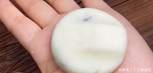 多给孩子做些它,比面包好吃多了,低糖少油健脾胃,很快就出锅