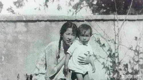 梁思成#梁思成的两个女儿,一个林徽因的一个林洙的,两人差别太大