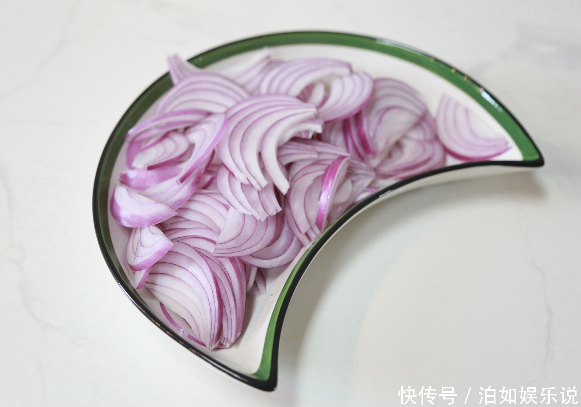 到来|一年最湿热的天气到来,“冬病夏治”,享受美味的同时还祛湿!