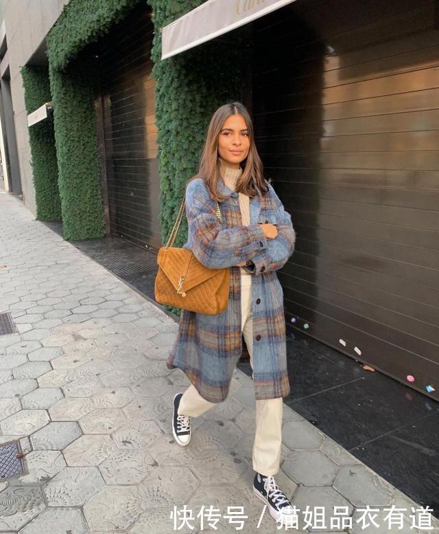 穿大衣时,该配什么鞋?掌握这些心机小细节,品味一看就低不了