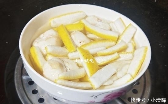 咳嗽痰多老不好，88岁老奶奶这两种食材蒸一蒸，止咳化痰不再咳嗽