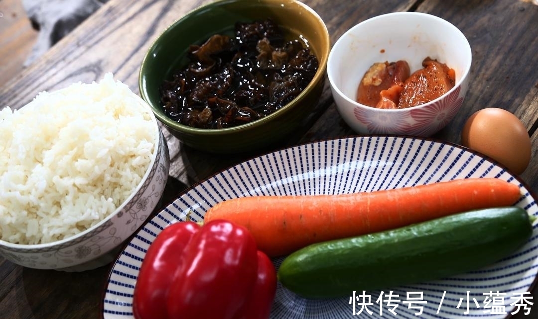 焦黄|最好吃的石锅拌饭! 焦黄的锅巴, 好吃的拌饭酱!