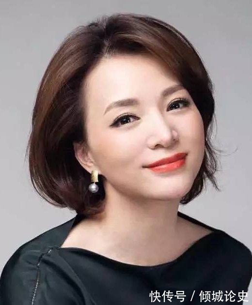 董卿怎么连续四年都缺席了春晚,背后原因是什么?