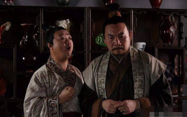 要饭|朱元璋登基后,扮成乞丐去要饭,回来后大怒连杀5位大臣!原因很现实