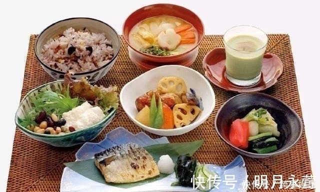 甘油三酯高|甘油三酯偏高，3种食物需“忌口”，若你爱吃，血管或加速变堵
