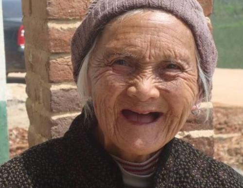 女性洗澡时，几个时间段最好避开，长寿会悄悄“找上门”！