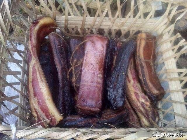 腌腊肉别急着直接加盐！多加这“1步”，腊肉香味翻倍，超入味