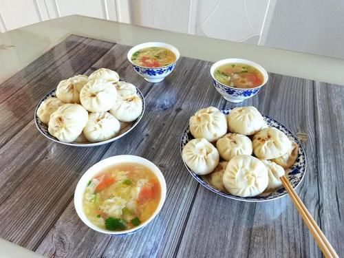 味道|跟师傅学的肉包子做法，味道果然不一般，中秋节给家人蒸一锅太香