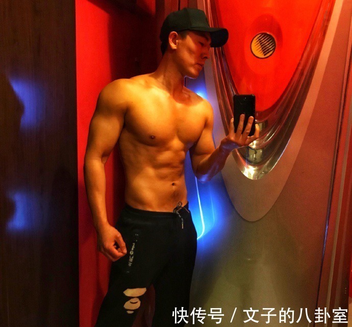 肌肉|身材如雕刻的肌肉奶爸,金牛座健身达人,一周至少保持五天训练!