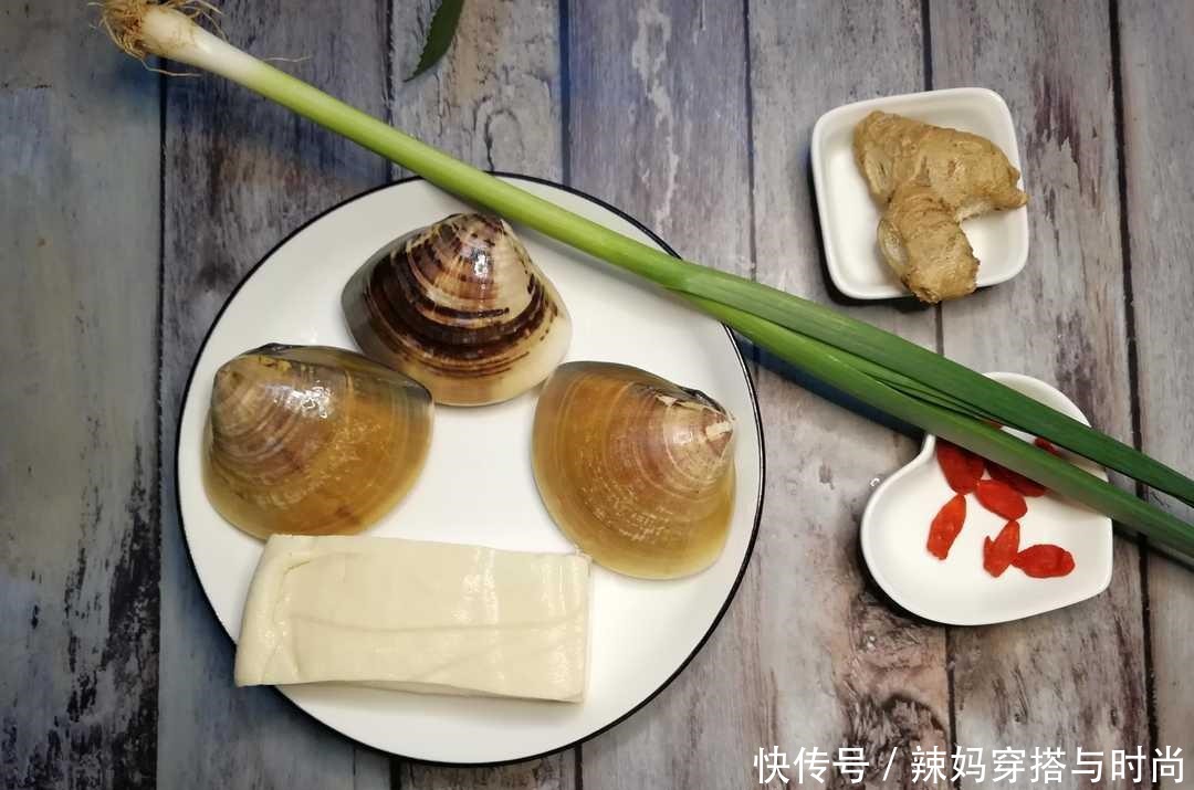 成就|青蛾,不需要复杂的做法,就能成就天下第一鲜的美名