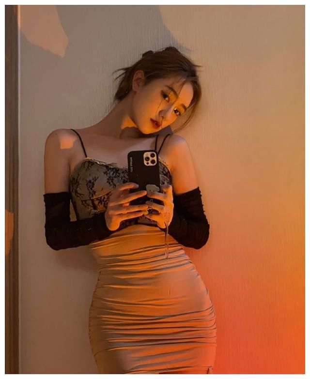 好好的恋爱综艺,变成了“男男官宣”,女嘉宾:是我们不够美吗?