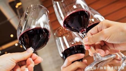 要想远离高血脂,牢记:每日3坚持、早上2不要、睡前2不宜