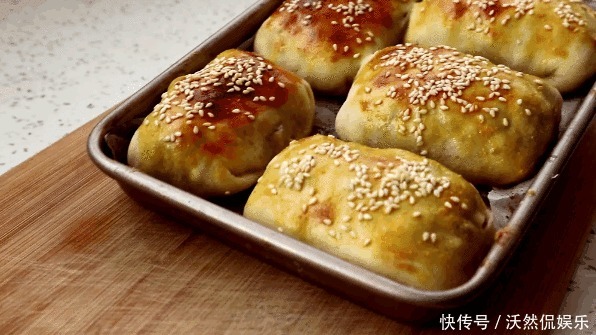 新疆|家庭版“烤包子”,不用发面,皮脆馅香,保证你吃一次就念念不忘