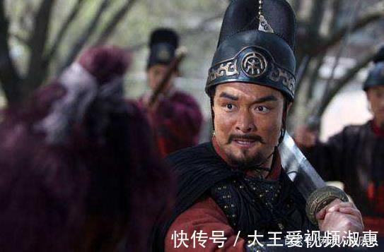 武松@水浒梁山好汉爆发激烈冲突,鲁智深大怒,武松目光冰冷想杀人!