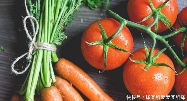 大眼睛|为了生出大眼睛宝宝，孕妈孕期葡萄吃不停，娃出生之后却让人迷惑