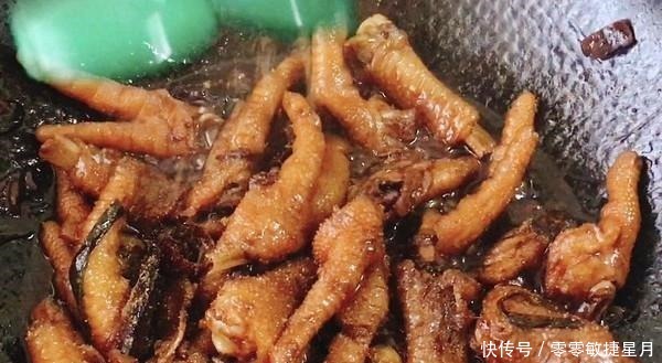 秋天|鸡爪真好吃,在秋天,他的美味和清爽可以增强你的食欲,别错过了