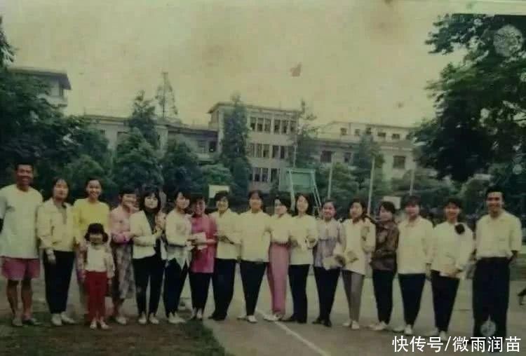 教龄30年的中师生，当年如果读普高，没几个人能考取大学？