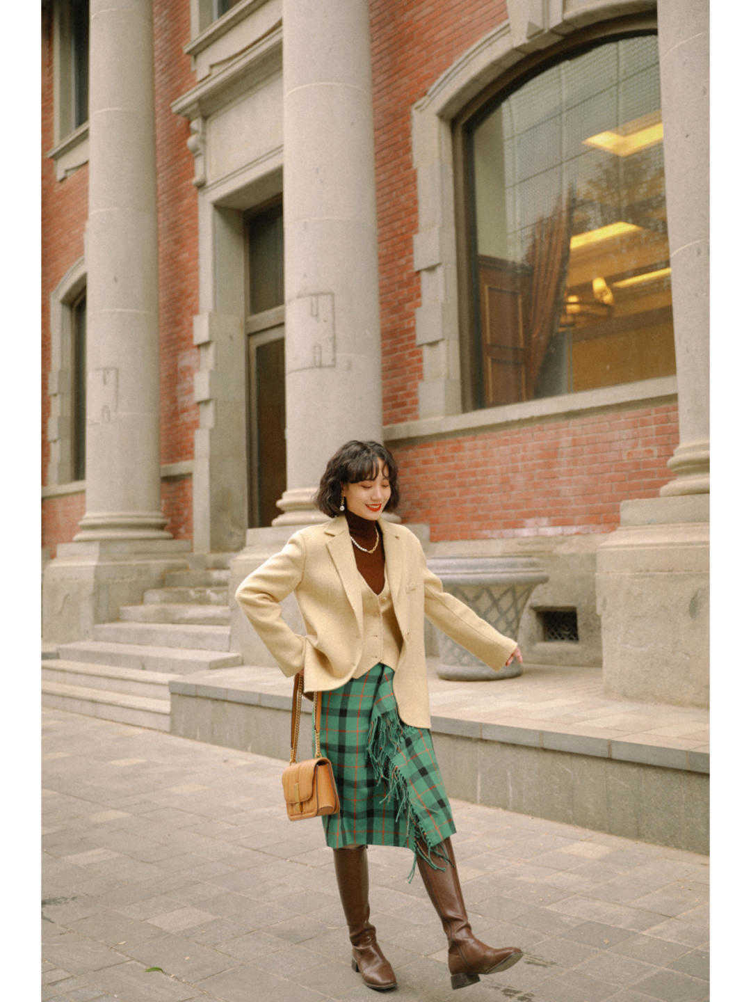 大衣 短款大衣的复古搭法,带你美出新高度