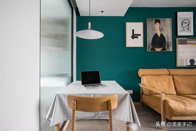 玄关|40㎡你觉得小她却改成2室1厅外加1个衣帽间,全屋复古高级晒晒