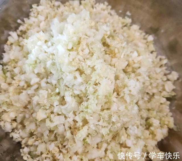 白菜素水饺,味道鲜美可口!