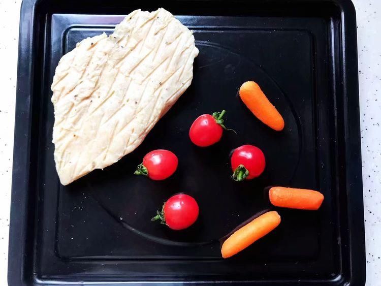 自制鸡胸肉果蔬沙拉,营养丰富还低脂,多吃也不担心长胖