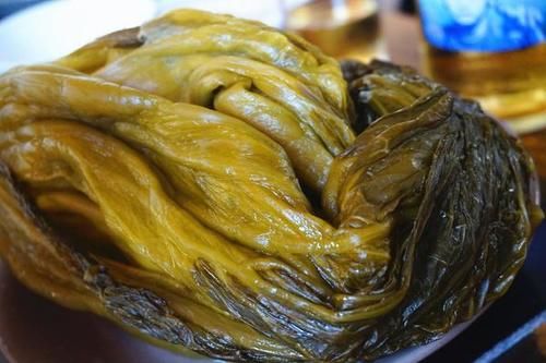  自来水|冬天到了，在家来一锅热气腾腾的酸菜鱼，鱼片滑嫩，酸菜爽口