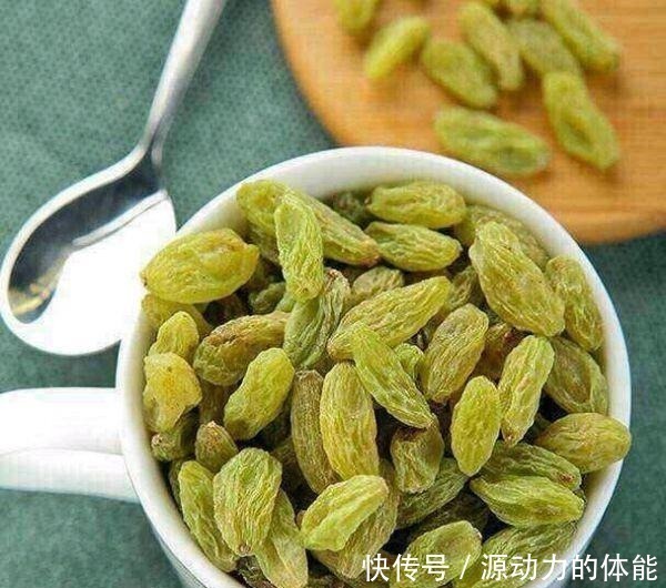 气血双补|葡萄干和它是绝配,等于天然“补血库”,气血双补,脸色更红润