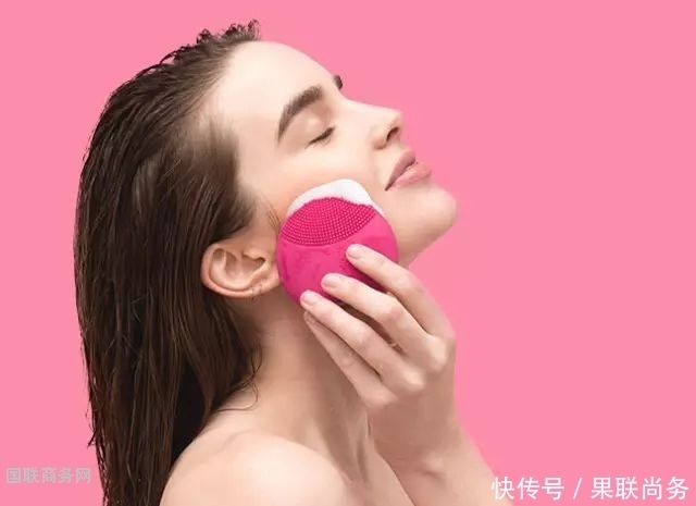 ULIKE和FOREO露娜LUNA雄霸美容仪器行业