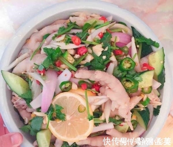 可口|三伏天女儿就爱吃“它”,酸辣可口,天越热吃越好,做1盘都不够