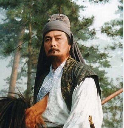 吕方$水浒十大用枪高手排名林冲不在里面,前五名非梁山好汉居多