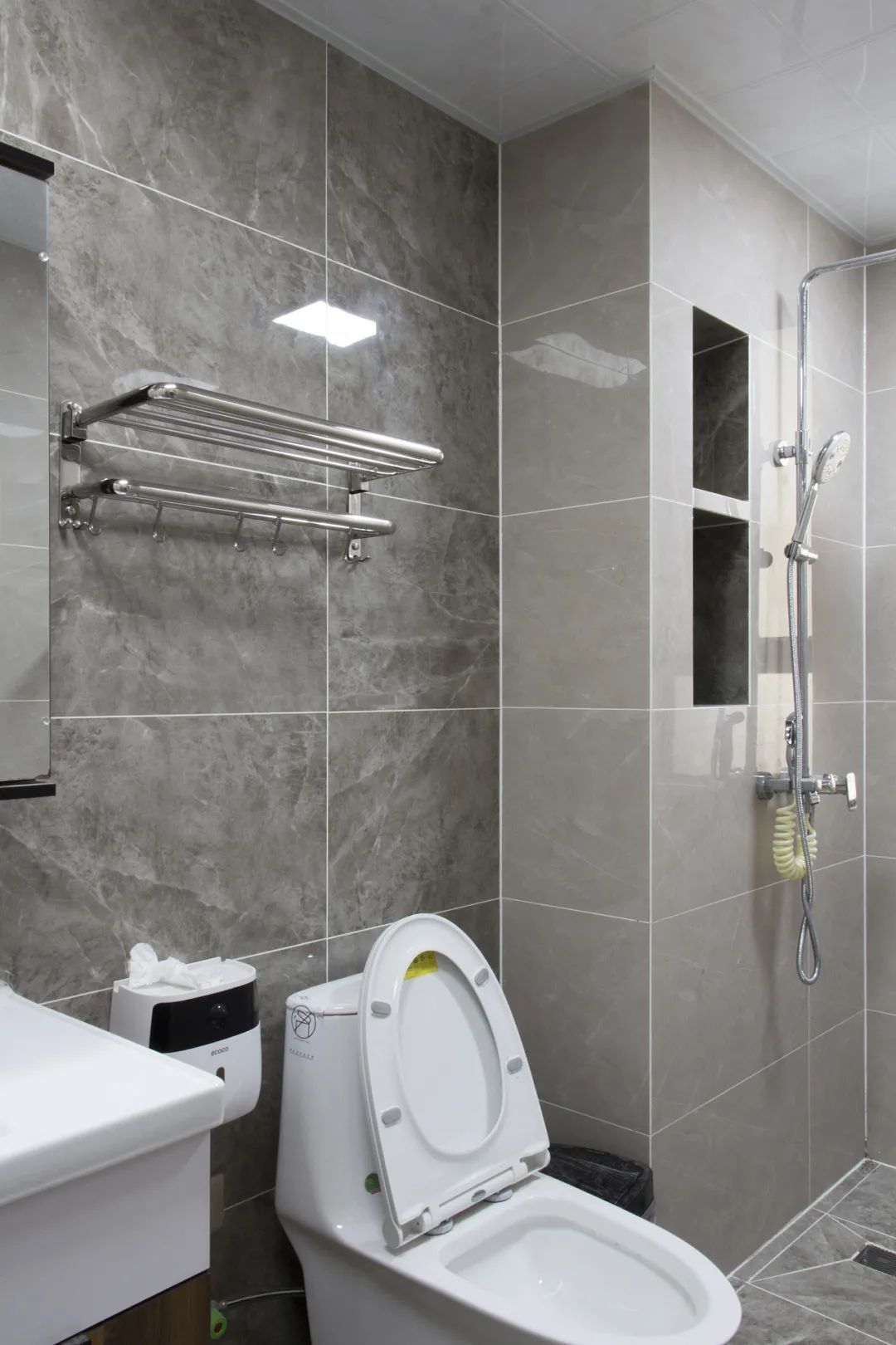 优雅|98㎡简约美式+北欧,成熟优雅的空间,布置舒适温情的家具