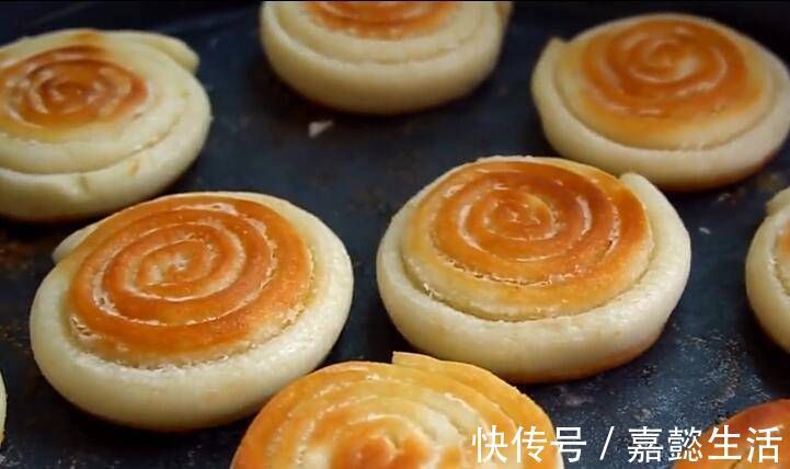 孩子们最喜欢的面食,香甜、松脆,比馒头好吃,凉了也不会硬