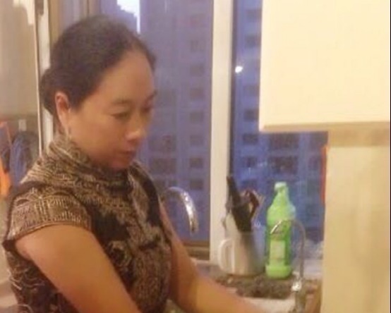 吉克雋逸首次曬出自己的家，家里隨便一張椅子，上面都有繡花雕刻！