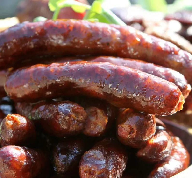 这才是正宗的四川腊味，咸、甜、麻、辣，口口入魂，一口让你吃到过年的味道。