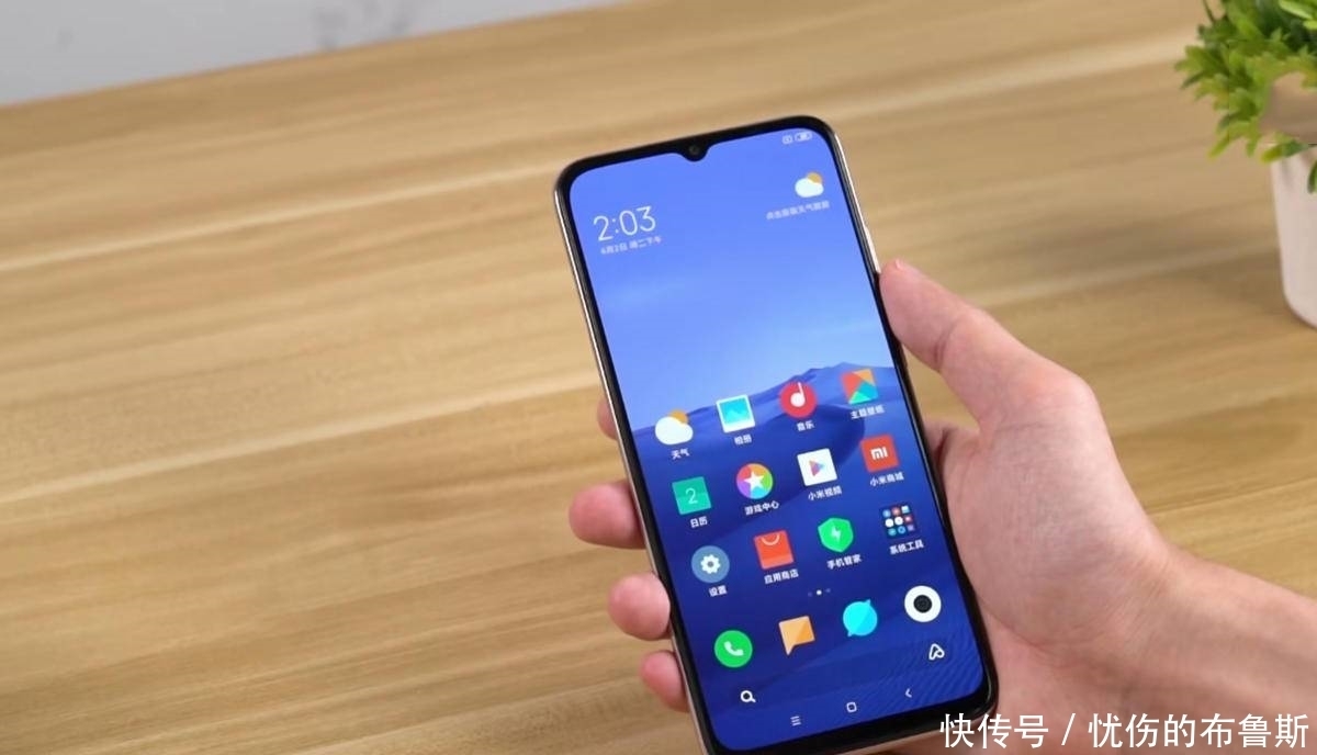 机型|选手机不要太贵的？推荐这几款中端机型一样很出色