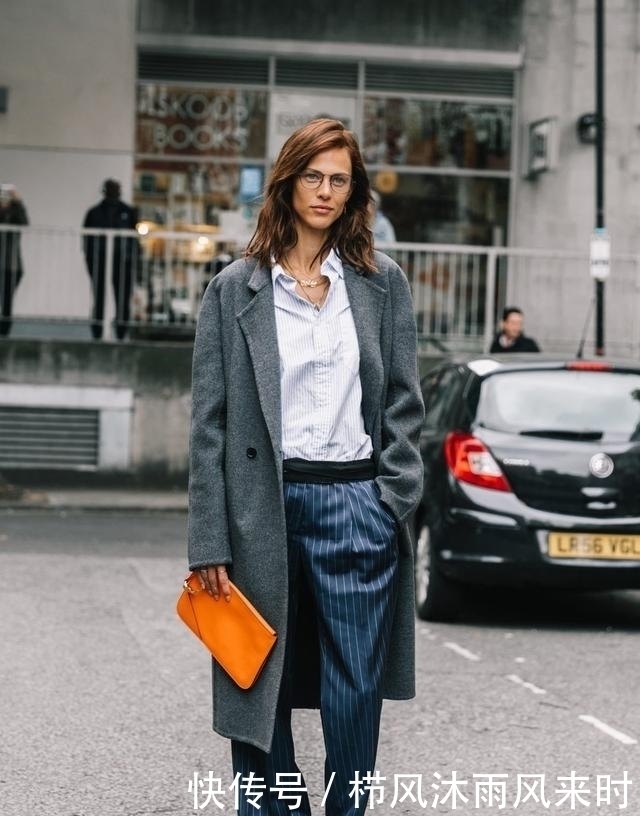 绿色系|女人买包包时,就选这5个“经典色”,背个两三年都不过时