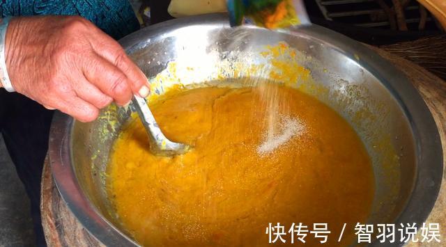 酵母|南瓜中加4个鸡蛋，不做馒头不烙饼，出锅馋哭隔壁小孩，真好吃