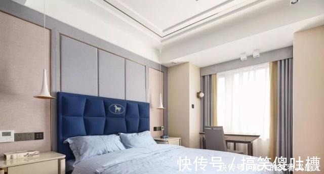 胡桃木|140平三室装修,难得一见的精致高雅空间,主卧色调太美了!