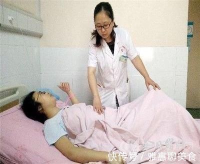 孕妈|同病房的两个孕妇生孩子，一个顺产一个剖腹产，产后差距明显