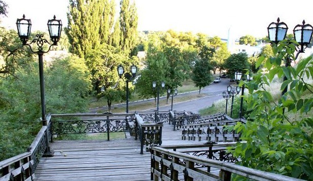 施舍者&真正懂人情世故的高手,往往有8个处世“心计”,看看你有几个?