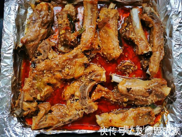 大排骨|排骨不管哪种做法,切记不要焯水,牢记这1步,排骨鲜嫩无腥味